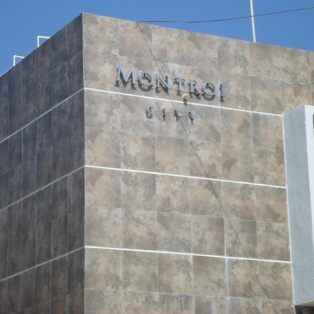 Hotel Montroi City Colima Exterior foto